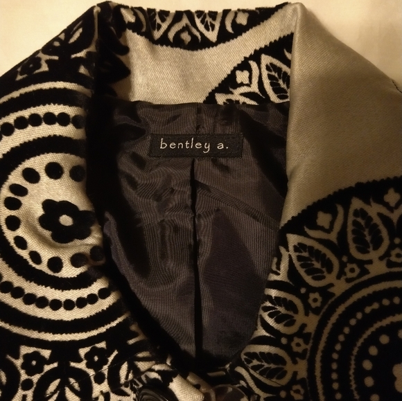 Jacket - Picture 3 of 7